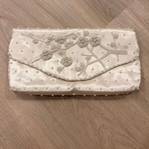 Vintage Cream Clutch with Floral Embroidery